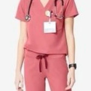 Figs Scrubs XXS Catarina Top. XXS Regular Yola Bottoms. Rose Quartz. Used.